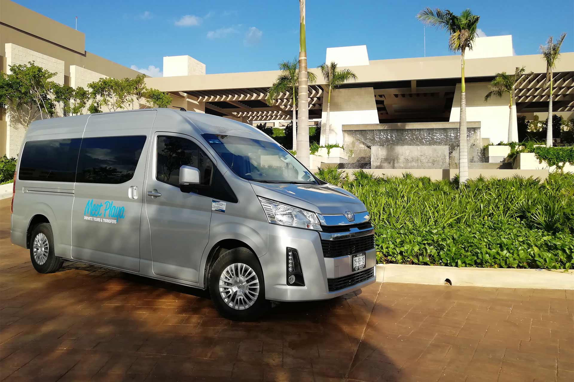 How to Get from Cancun Airport to Playa del Carmen